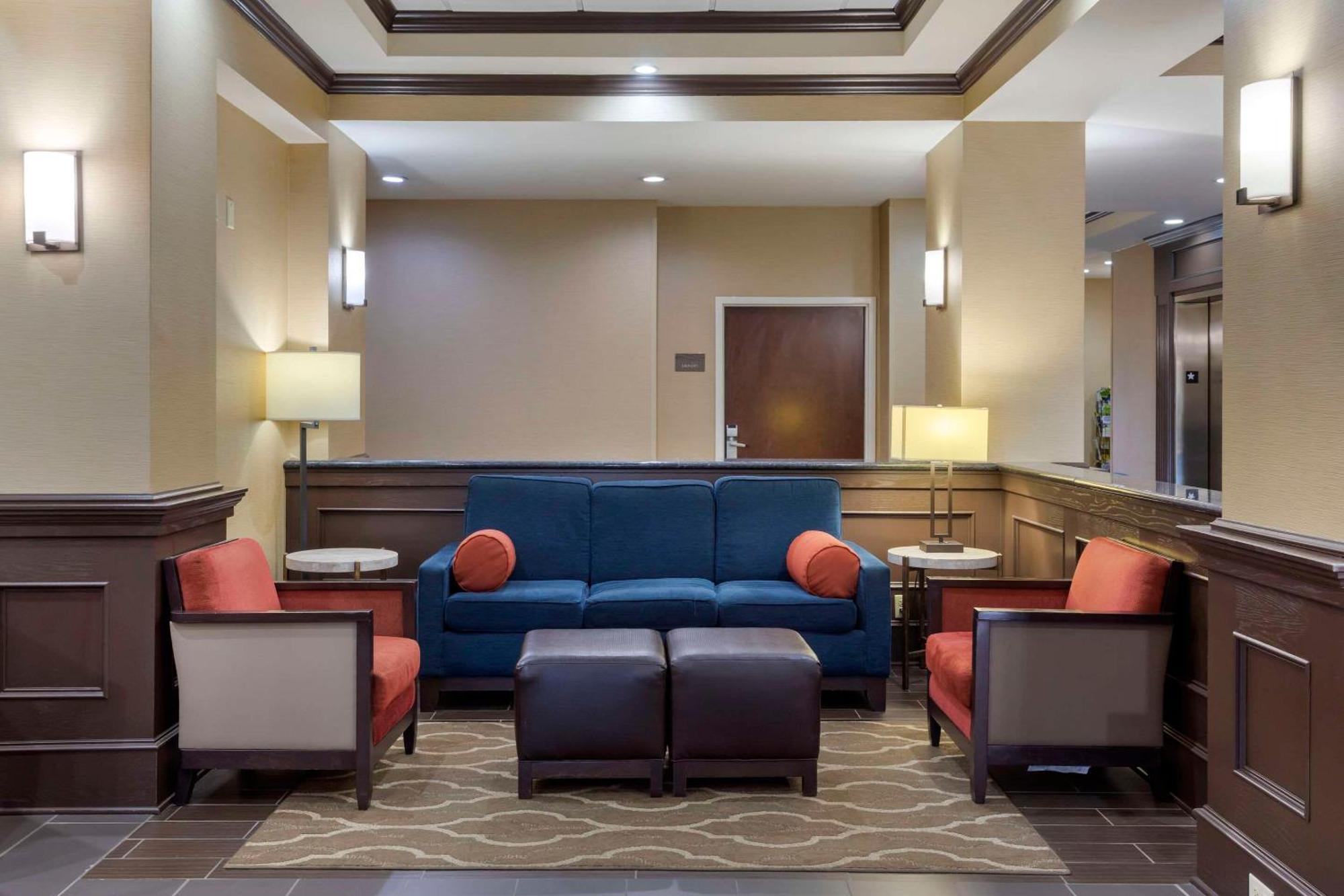 Comfort Inn & Suites North Little Rock Mccain Mall Exterior foto