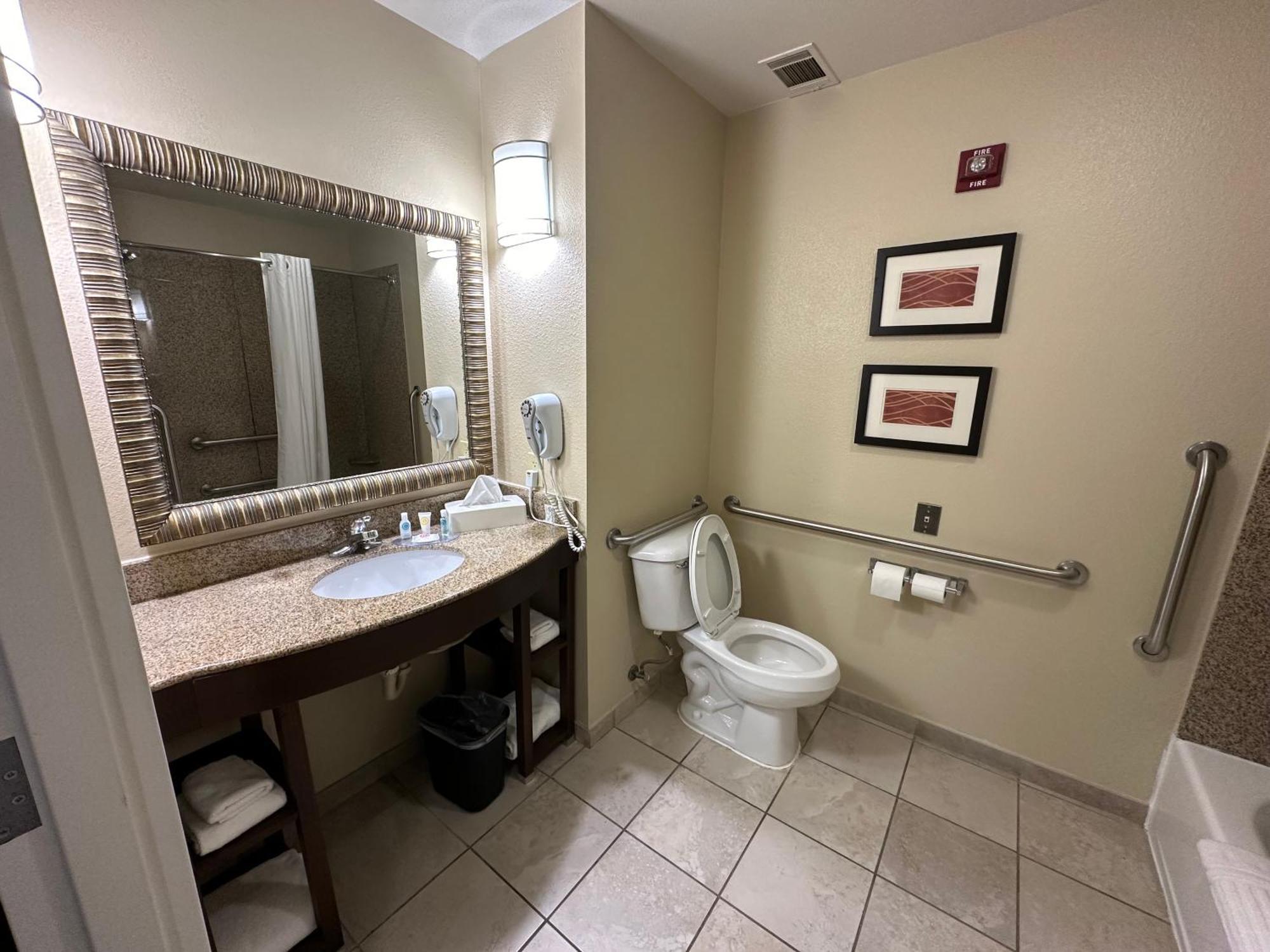 Comfort Inn & Suites North Little Rock Mccain Mall Exterior foto
