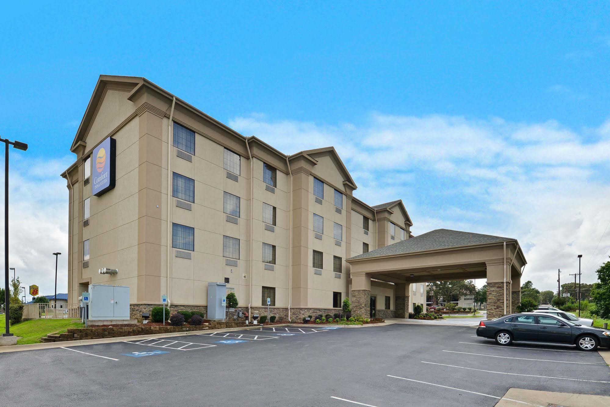 Comfort Inn & Suites North Little Rock Mccain Mall Exterior foto